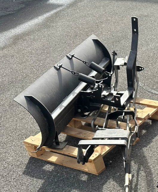 Rasenmäher: Simplicity Rasentraktor Conquest 4x4 – Gebraucht aus Rain von Fafan069 9