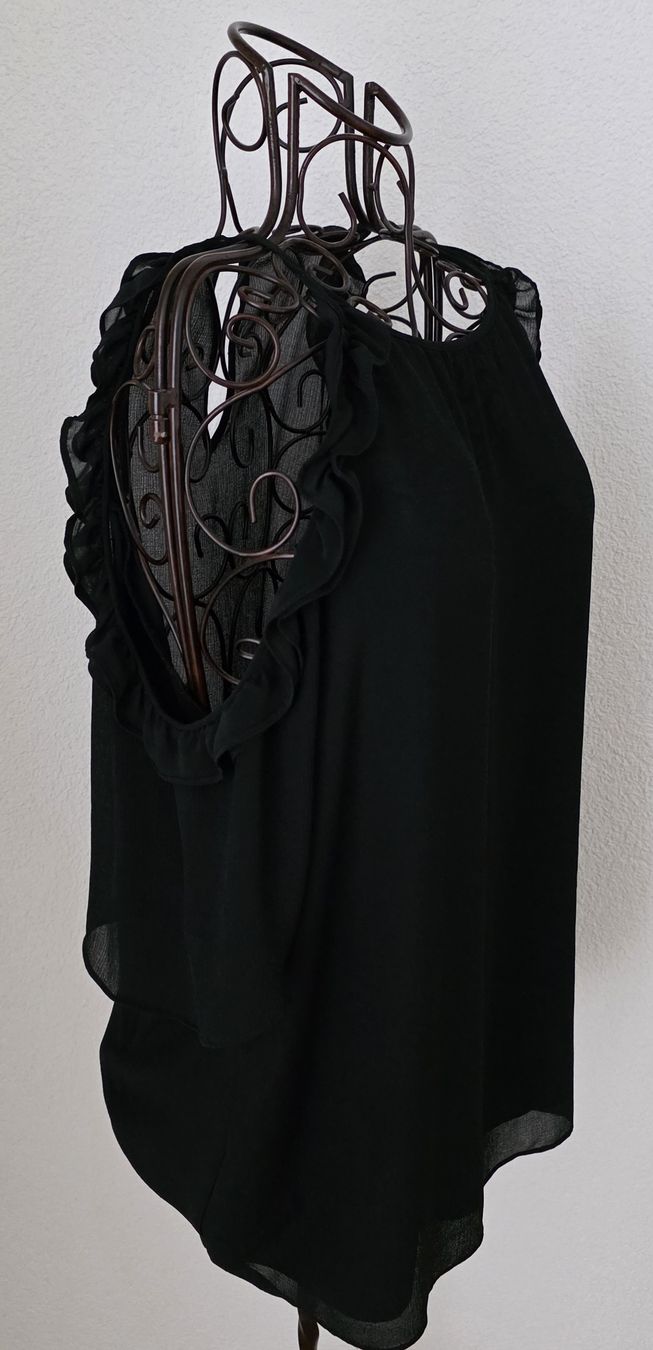 Blusen: Damen Bluse schwarz Gr. XL – Neu (gemäss Beschreibung) aus Frauenfeld von Bleeddragon 1