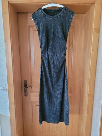 Neues graues Kleid, Grösse 38/40 (stretch)