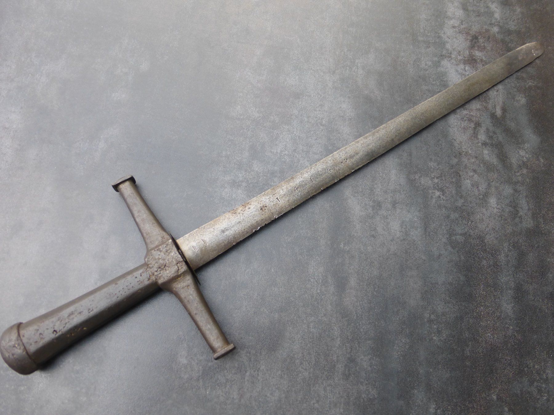Altre raccolte & rarità: antikes Schweizer Schwert von 1414 – Usato da Rüthi (Rheintal) venduto da Schmidtrubin1 9