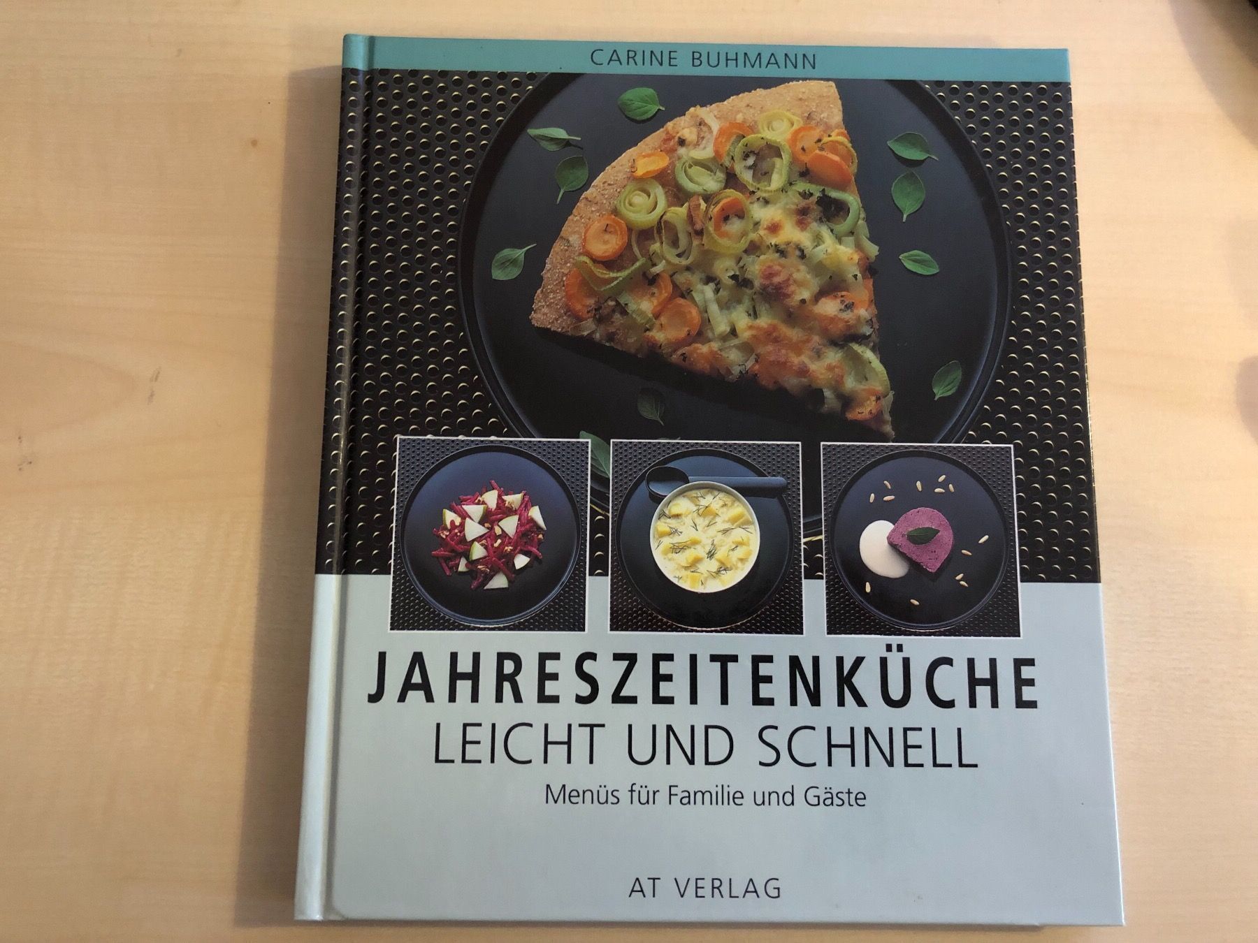 Bücher: Carine Buhmann: Jahreszeitenküche – Gebraucht aus Aarau von R-O-G-E-R