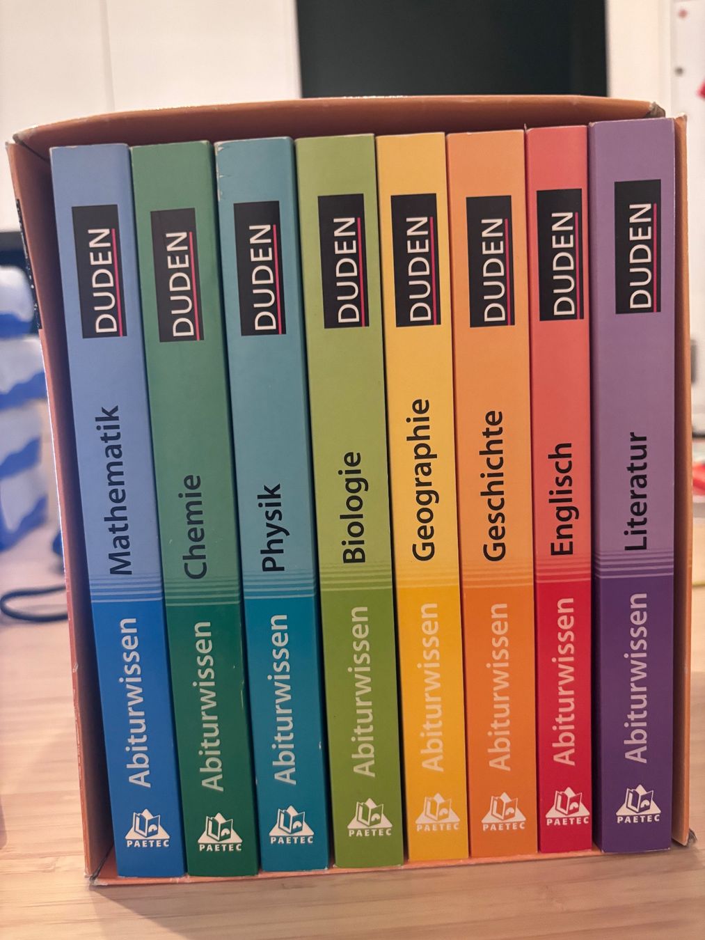 Livres: Abiturwissen Duden – D'occasion à Zürich par ade_808