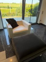 Design Sessel und Pouf von Kare aus Veganem Leder