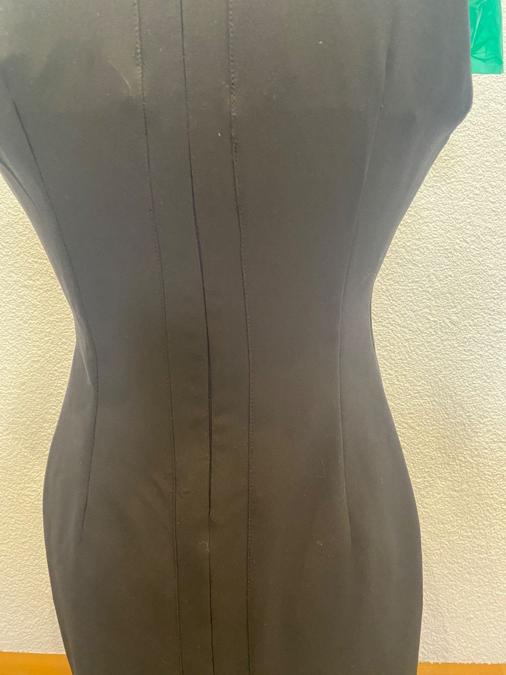 Kleider: Etui Kleid XS-S – Gebraucht aus Liestal von Goldart 2