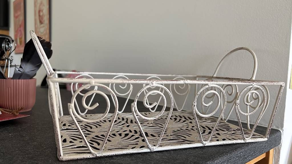 Sonstiges für Haushalt & Wohnen: Shabby Chic Korb (Metall) – Gebraucht aus Uster von dbli01 1