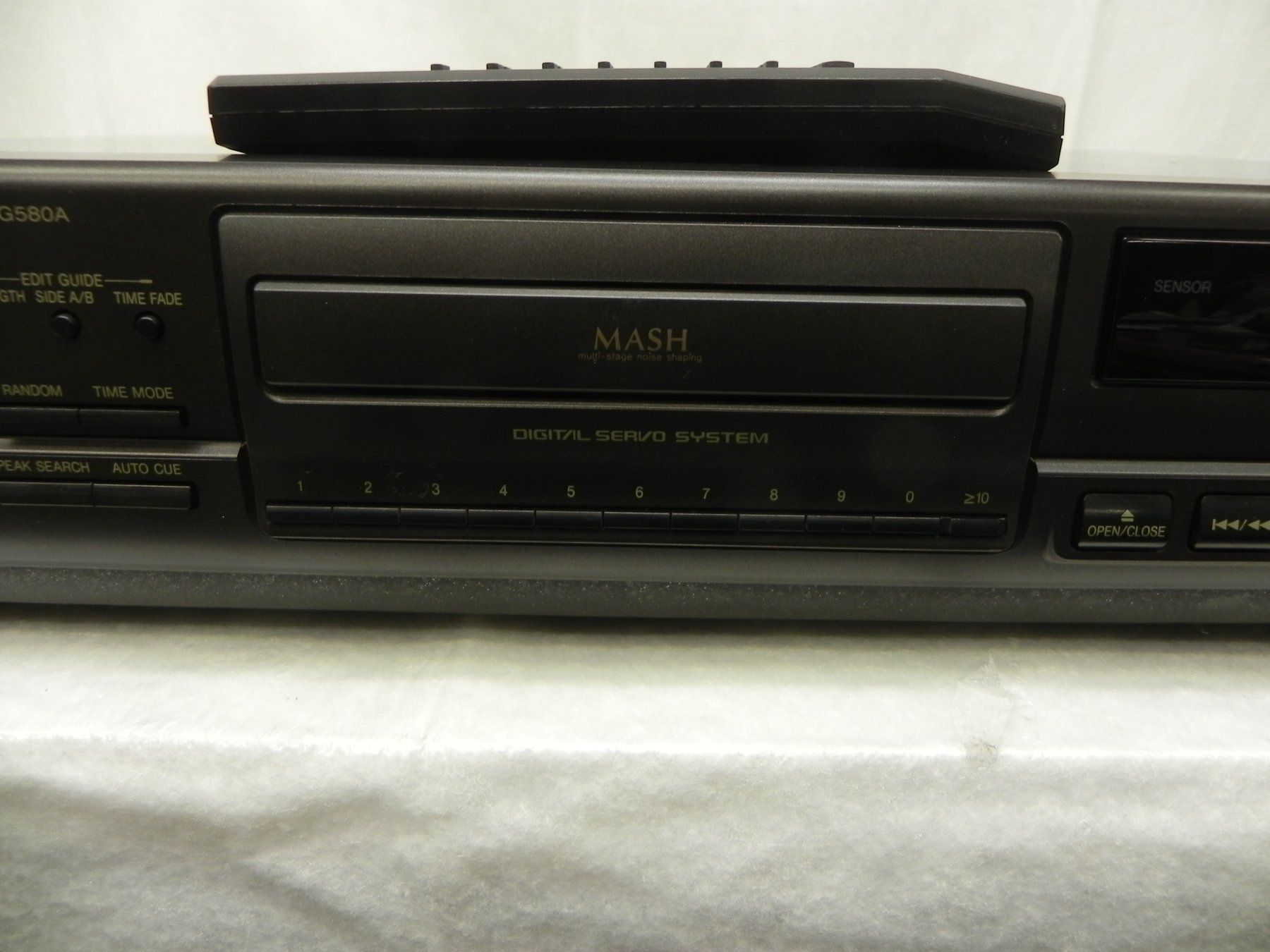 Technics Lettore multimediale & Streamer: Technics SL-PG 580A CD-Player Total Liquidation – Usato da Basel venduto da Life-Style-Art 4