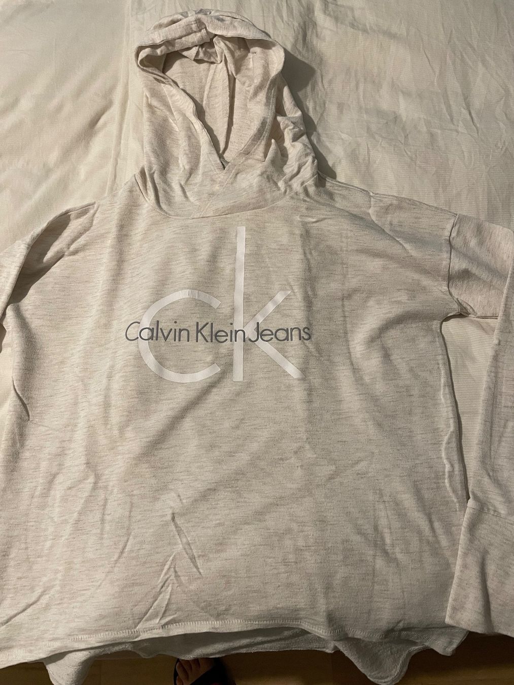 Calvin Klein Maglioni & Felpe: Calvin Klein Pullover – Nuovo (secondo la descrizione) da Schwerzenbach venduto da coccanella