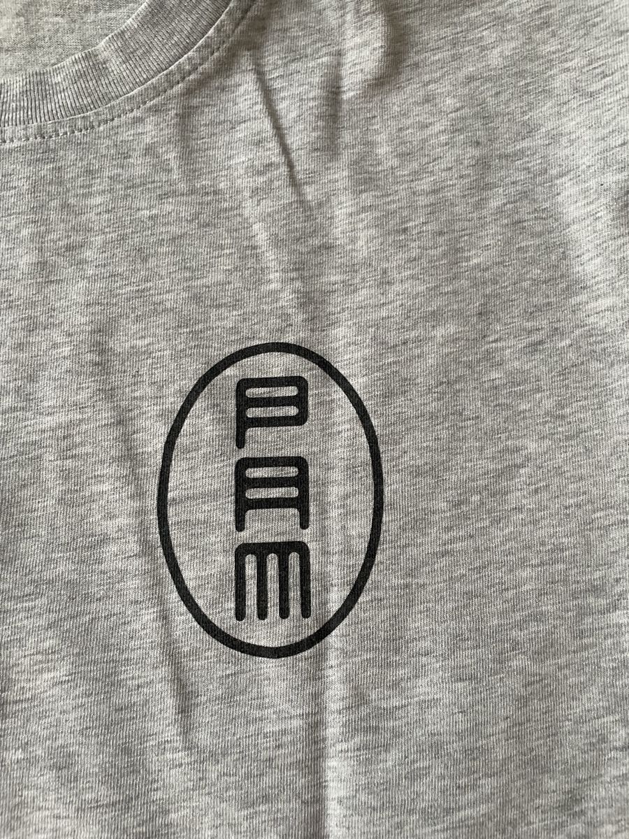 T-Shirts: PERKS & MINI PAM TEE VINTAGE GOOD CONDITION SIZE LARGE  – Gebraucht aus Basel von aharon.no1 2