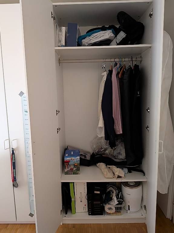 Ikea Armadi: PAX Schrank 2 m IKEA – Usato da Winterthur venduto da sinafiona 1
