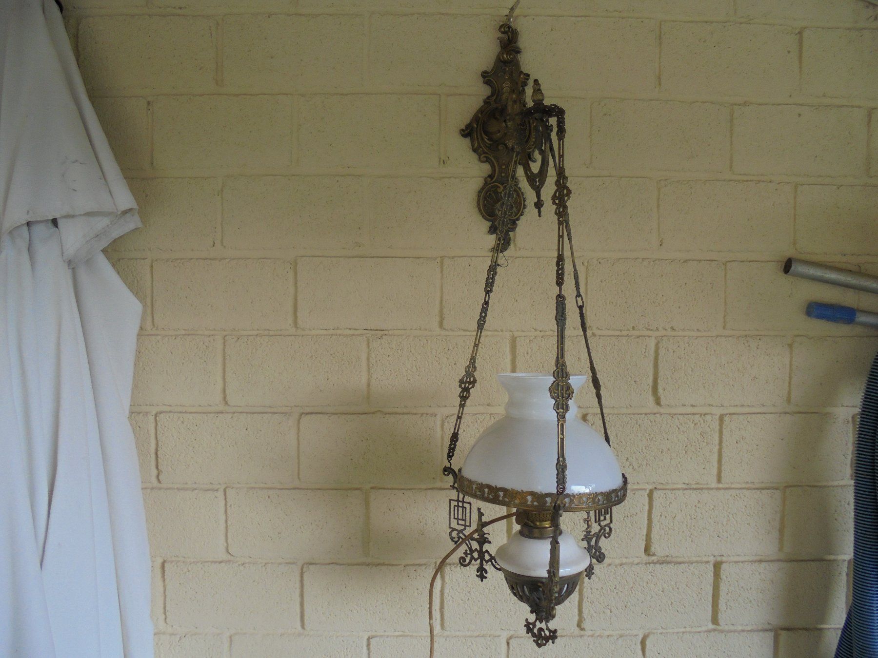 Lampade: Antike Wandpetroleumlampe, ca. 1930-40 – Usato da Camorino venduto da Hunpete