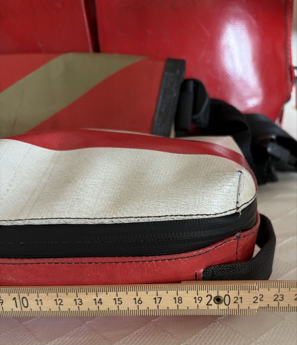 Freitag Sacs à dos: Freitag Rucksack Tasche Set rot gebraucht 3-Teilig – D'occasion à Gossau par Magic999 6