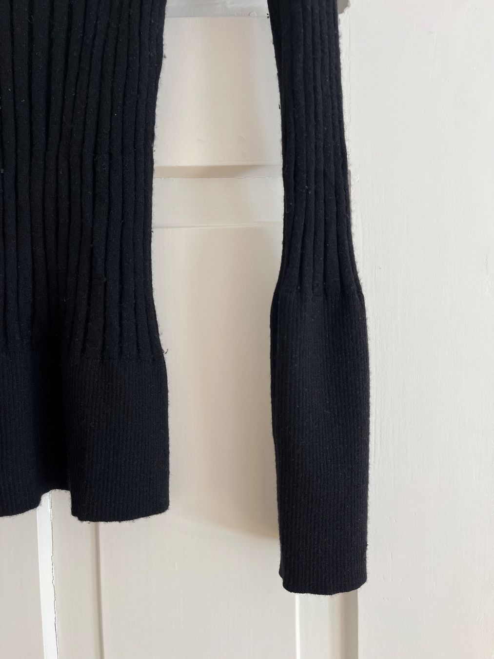 Maglioni & Felpe: Parentis Pullover Schwarz Gr. M – Usato da Zürich venduto da bretxo 2