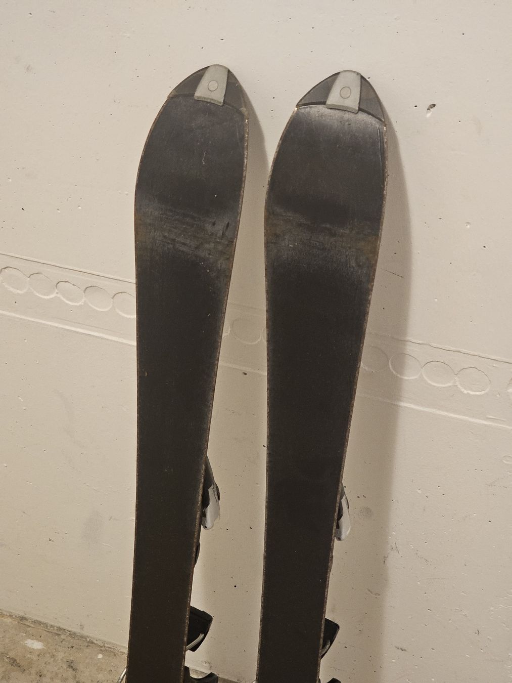 Sci: Skis Tecno Pro Bear 90cm avec fixations – Usato da Bulle venduto da Bflowx 3