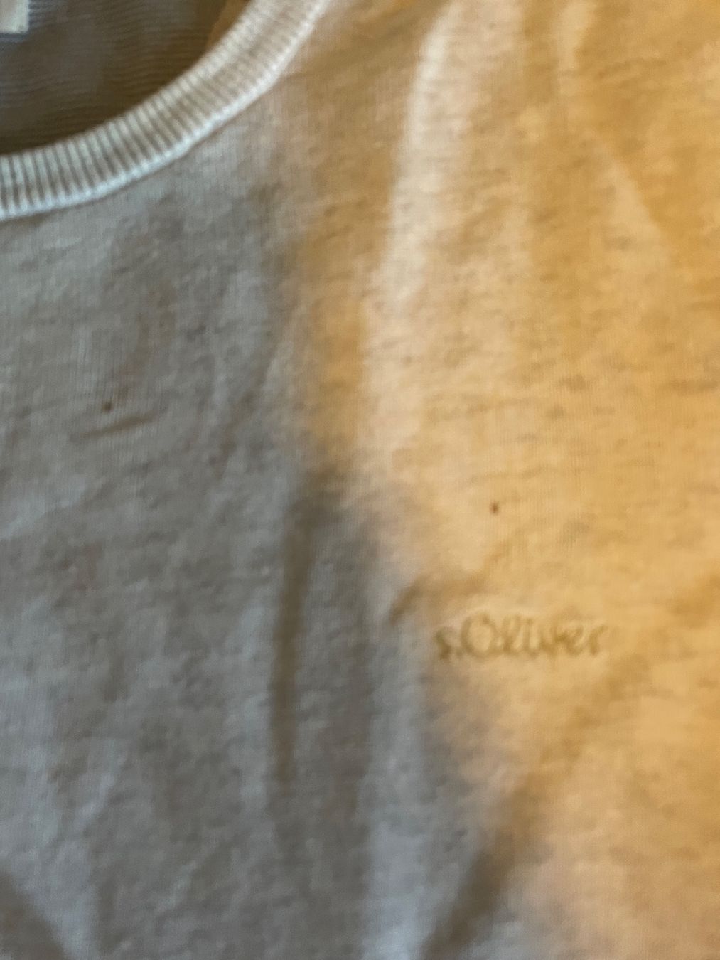 S.Oliver Pulls & Sweat-shirts: Pullover s.Oliver grau Grösse XXL (XL) – Défectueux à Buchs AG par Noah148 1