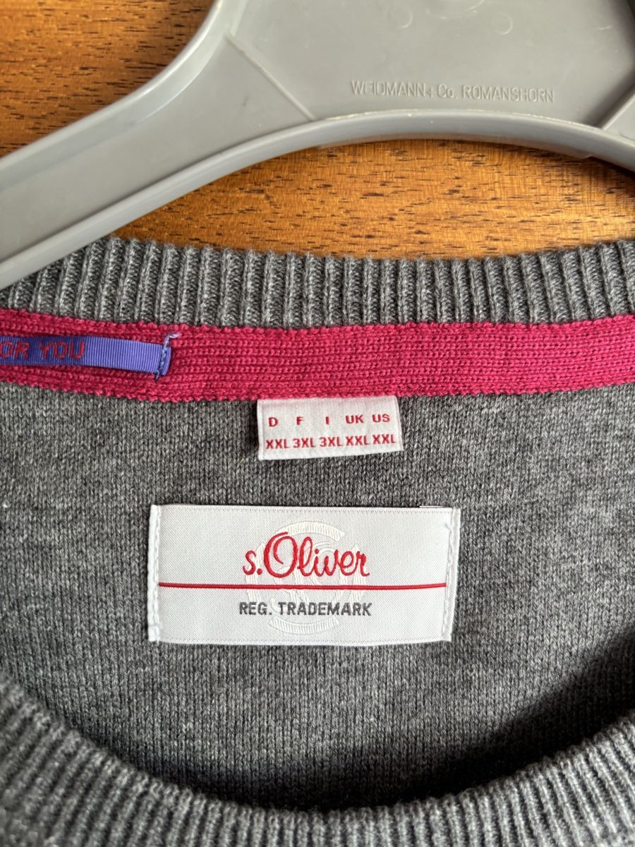 S.Oliver Maglioni & Felpe: S.Oliver Pullover, Herren, XXL, Grau mit pinken Flicken. – Nuovo e nell'imballaggio originale da Wald AR venduto da bertli00 2