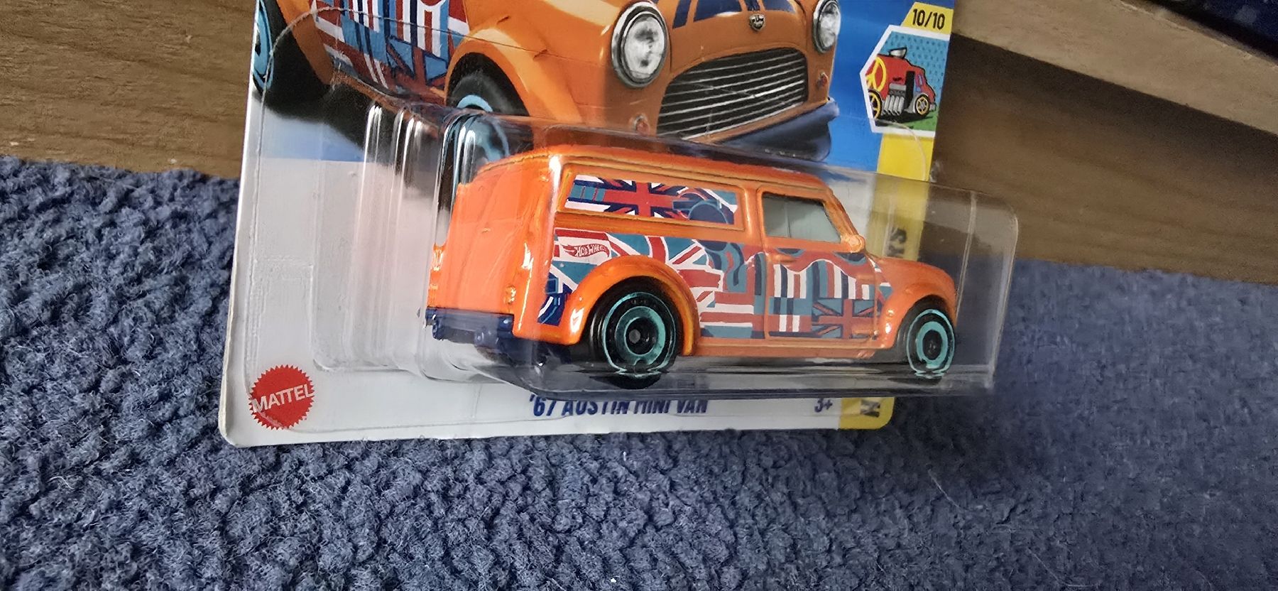 Hot Wheels Modellautos: 1967 Austin Mini Van – Neu und originalverpackt aus Merligen von SwissMini27 2