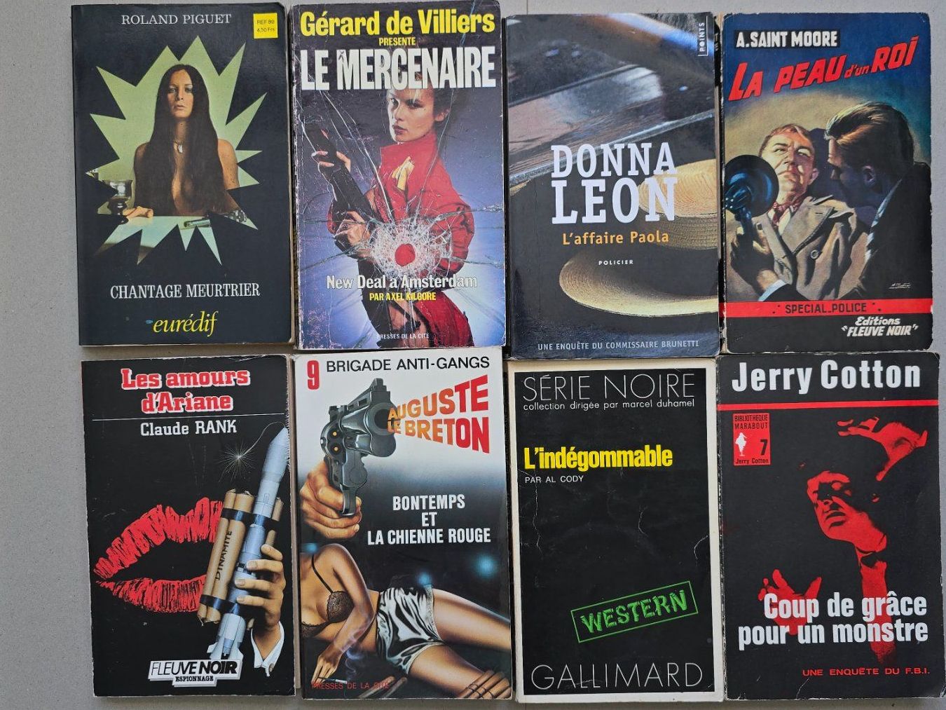 Libri: Lot de 24 romans policier – Usato da Schwyz venduto da Danyclau