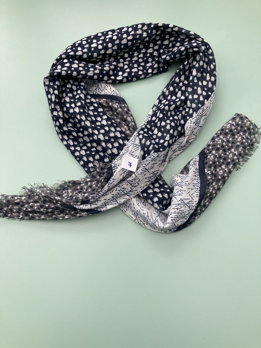Foulard & Sciarpe: Schal /Halstücher diverse, CHF 8.- pro Stk – Nuovo (secondo la descrizione) da Braunau venduto da Tina_24 8