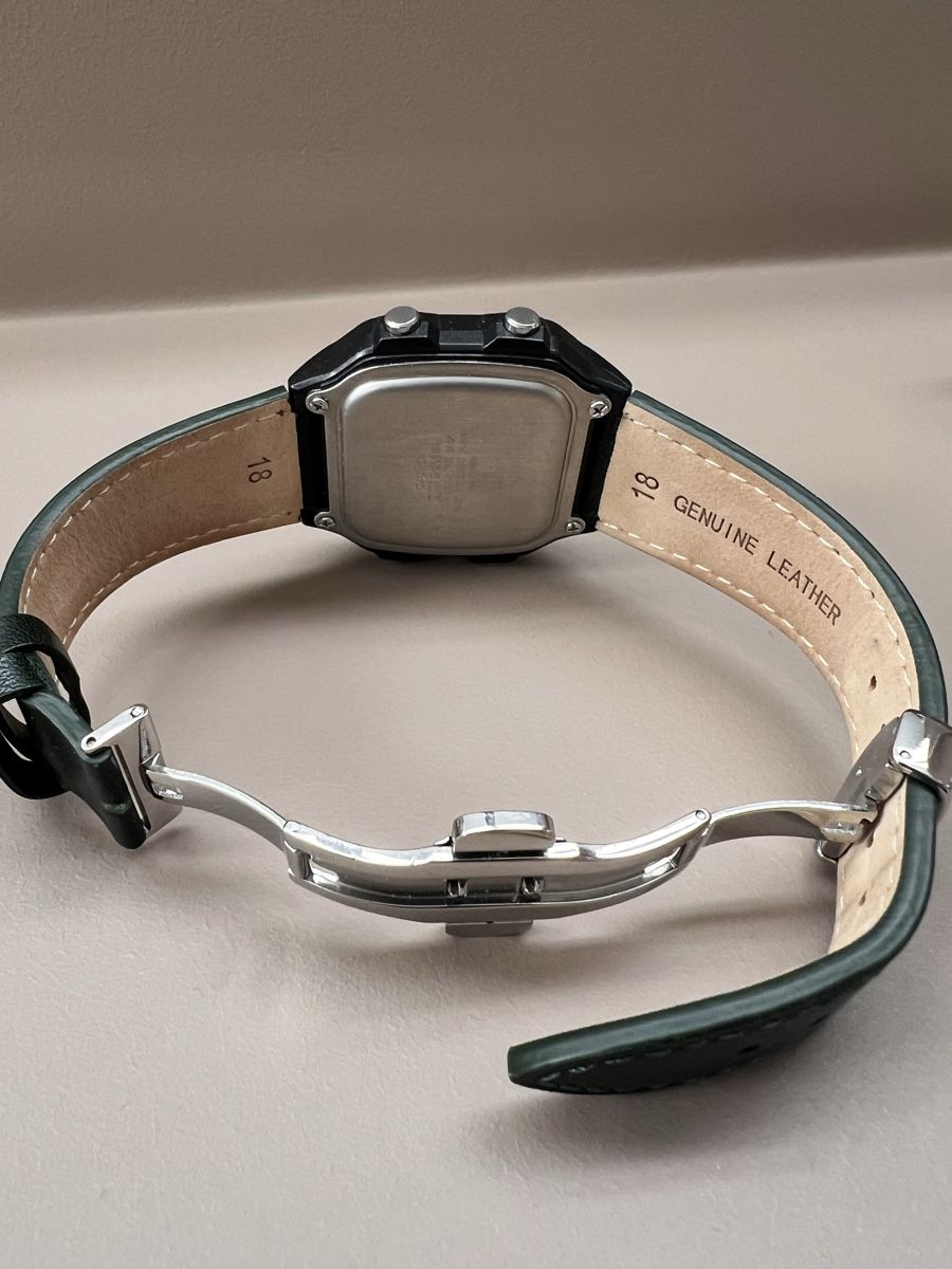 Casio Orologi: 3x casio A-1200 World Time – Usato da Riehen venduto da salc 2