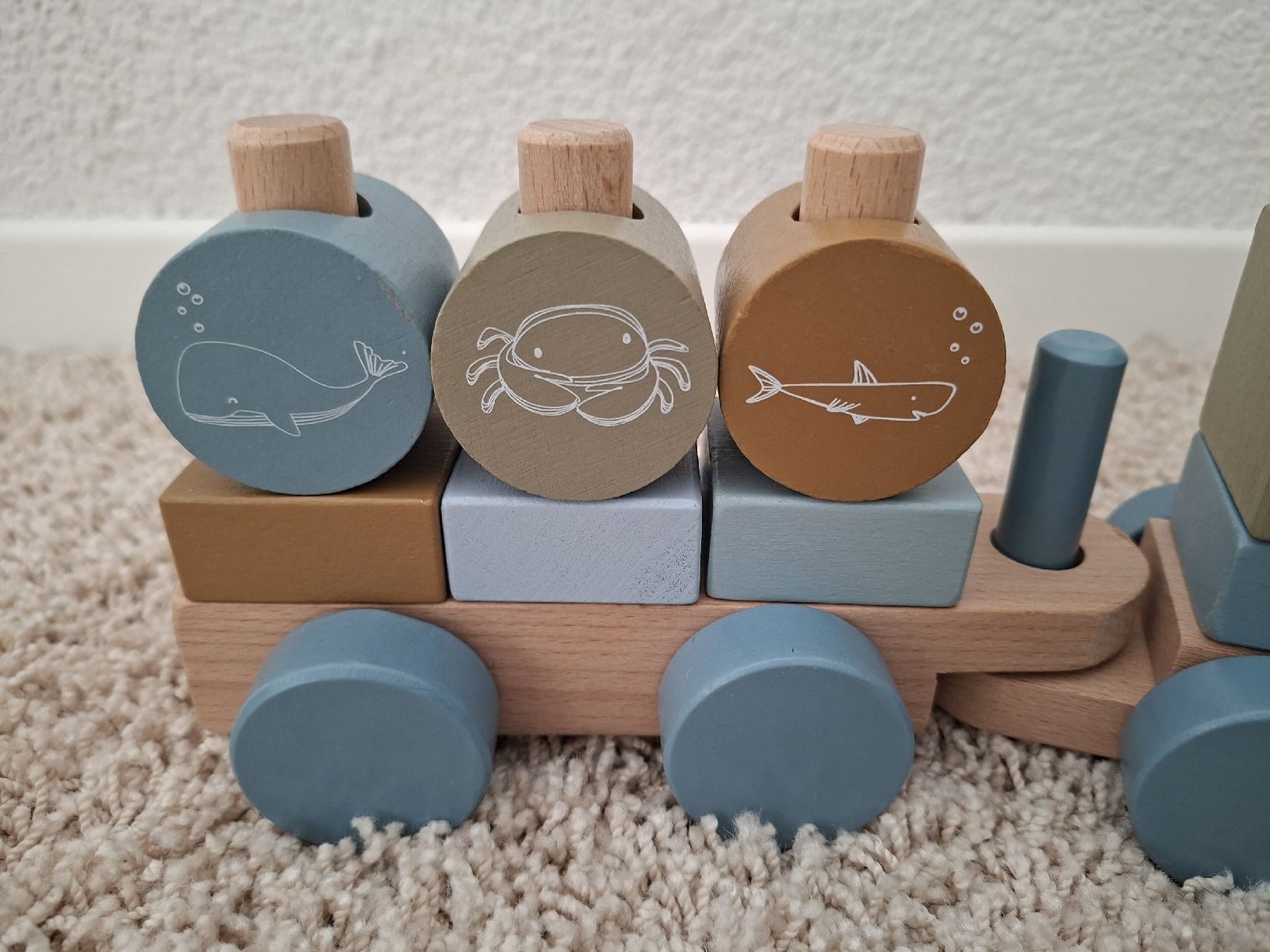 Spielzeuge: Little Dutch Holzzug / Steckspiel – Gebraucht aus Balterswil von Steineparadies 2