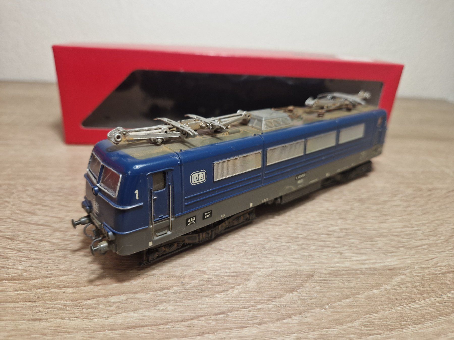 Lima Modellini di ferrovie: Lima E-Lok E410 DB H0 – Usato da St-Aubin-Sauges venduto da tantome 2