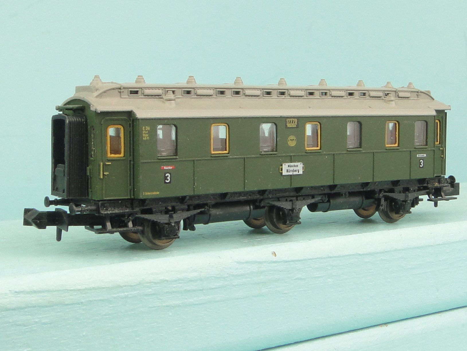 Trix Modellini di ferrovie: Minitrix 4 X DRG Wagen – Usato da Bülach venduto da Albitrain 5