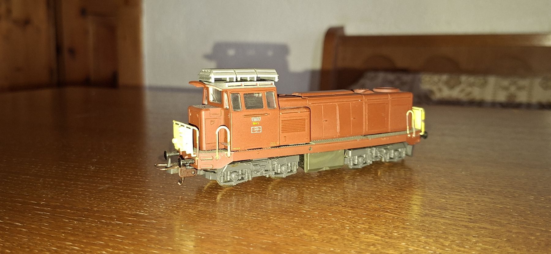 Lima Modellini di ferrovie: H0 DC Analog Lima SBB Bm 4/4 18414. – Difettoso da Pfäffikon ZH venduto da gub_2j76 1
