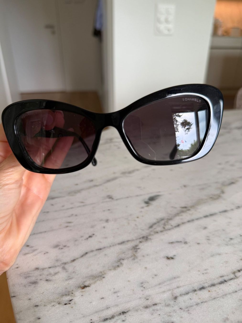 Chanel Occhiali & Lenti: CHANEL Cat-Eye Sonnenbrille mit Perlen – Usato da Horgen venduto da prelovedzh 1