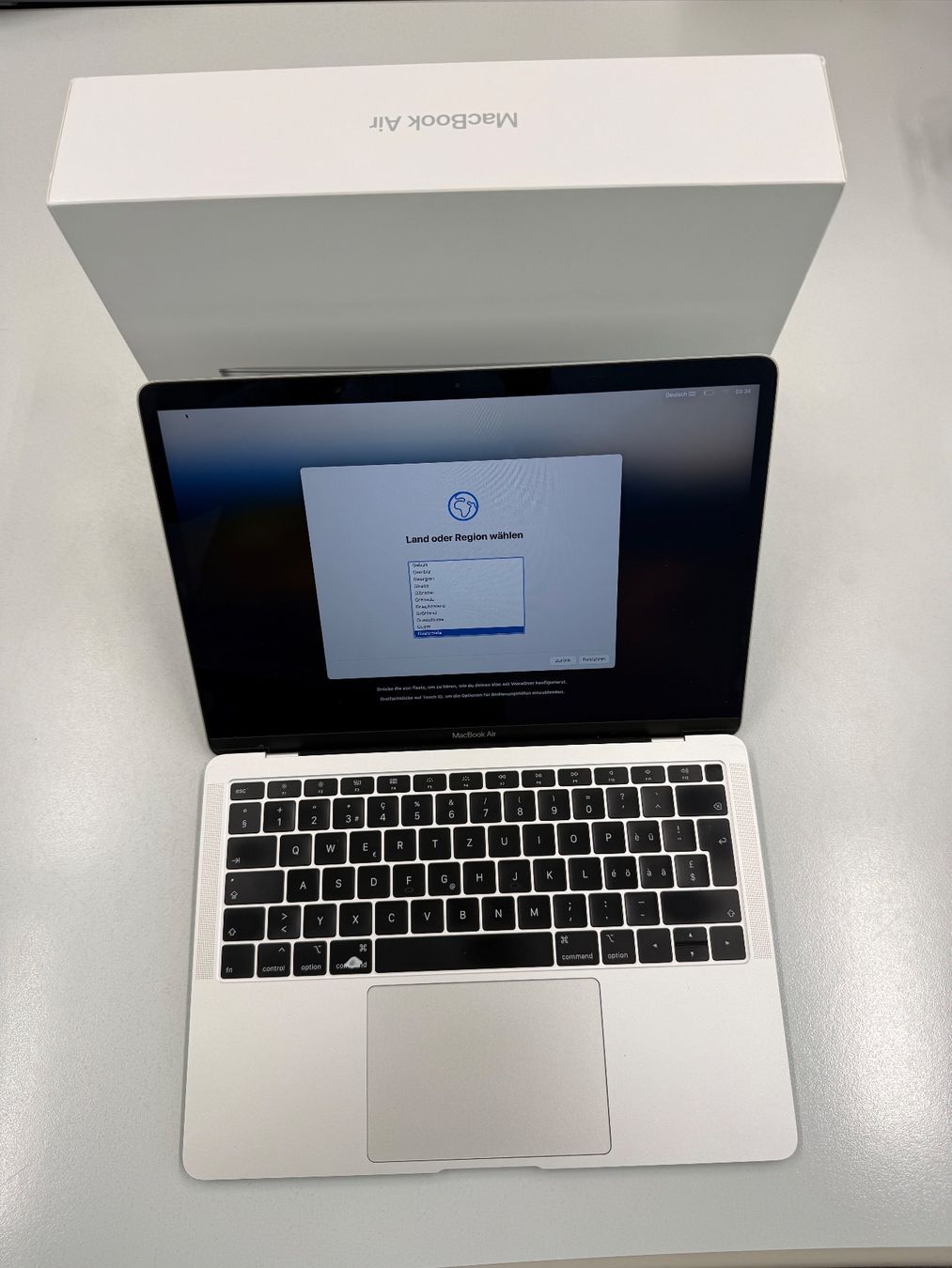 Apple Notebook: MacBook Air 13" 2019 – Difettoso da Zug venduto da ElPhone 1
