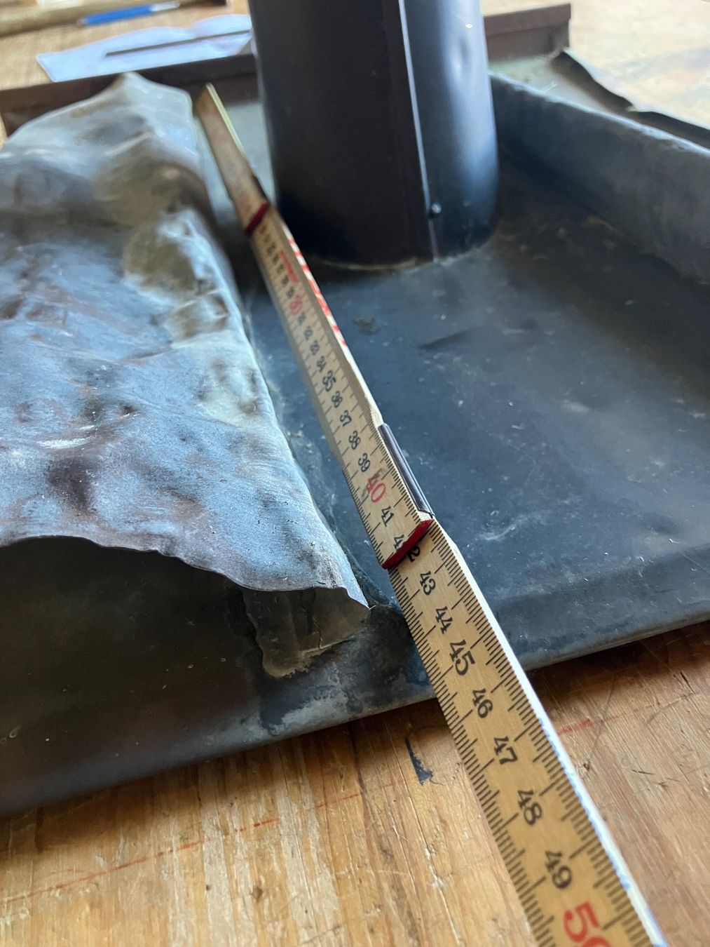 Altri materiali da costruzione: Dunstrohr- Einfassung Kupfer bis max.80mm Durchmesser – Usato da Spiez venduto da hinbieger 1