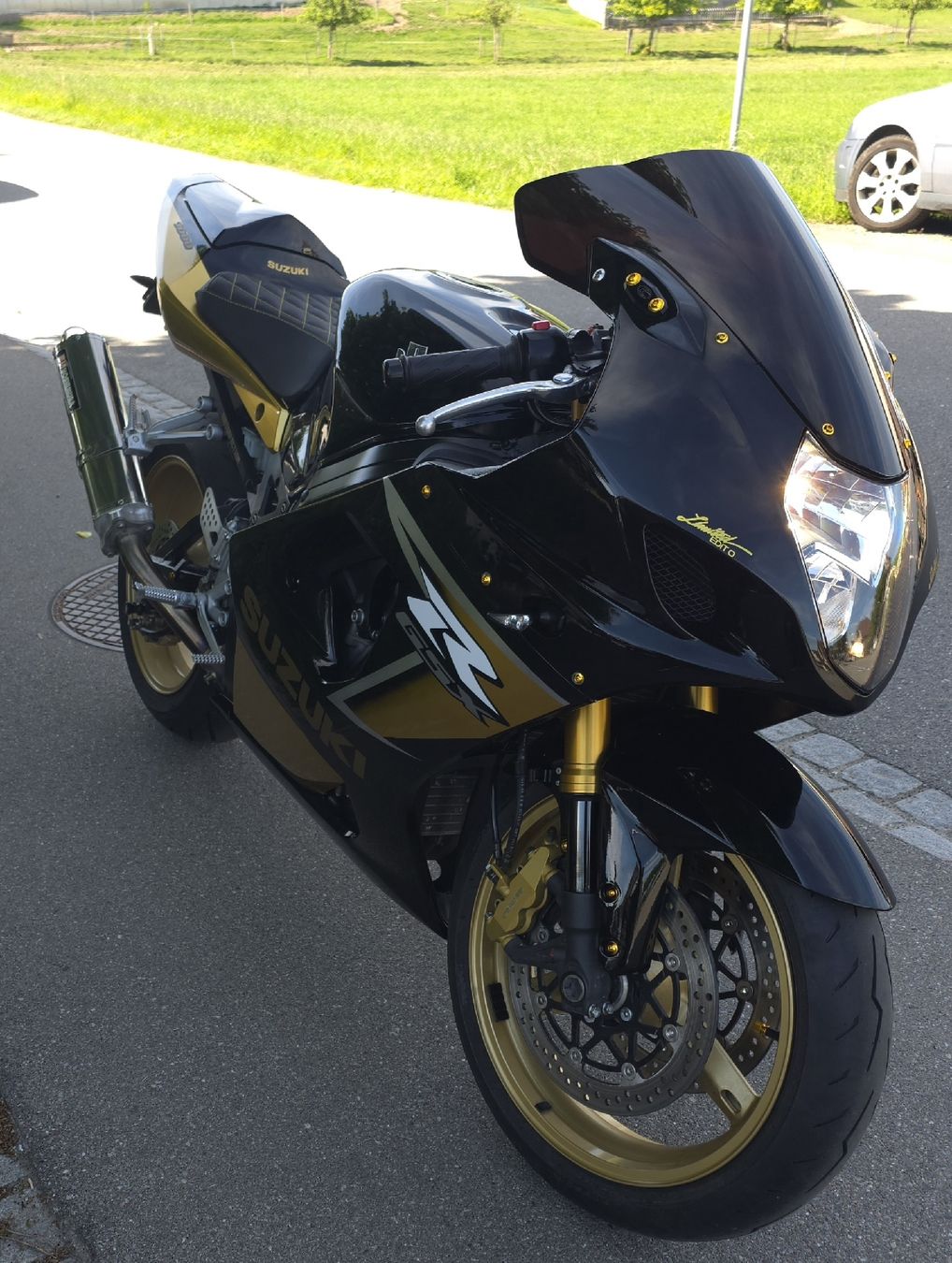 Suzuki Strada: Suzuki Gsx-R 1000 – Nuovo (secondo la descrizione) da Thörishaus venduto da ale_sx8y 2