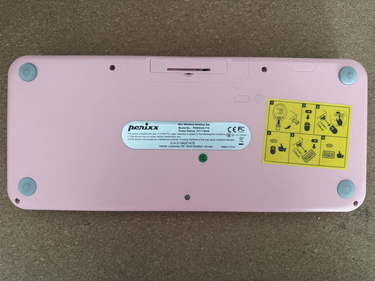 Tastiere: Farbige Bluetooth Tastatur – Nuovo (secondo la descrizione) da Pratteln venduto da lea_v2ps 1