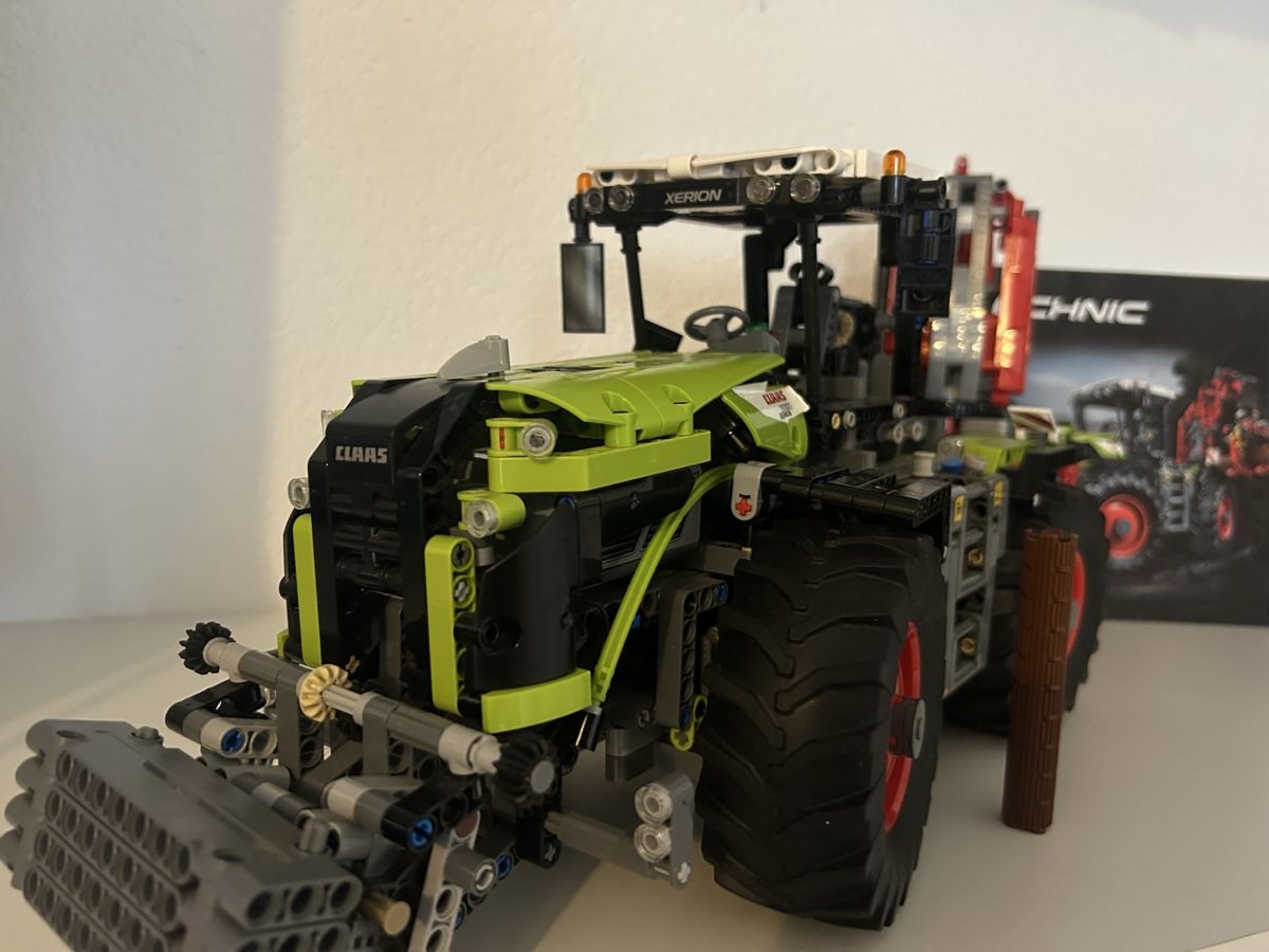 Lego Kit di costruzioni: Lego Technic Claas Xerion 5000 Trac VC 42054 – Usato da Wegenstetten venduto da Pumukel85 1