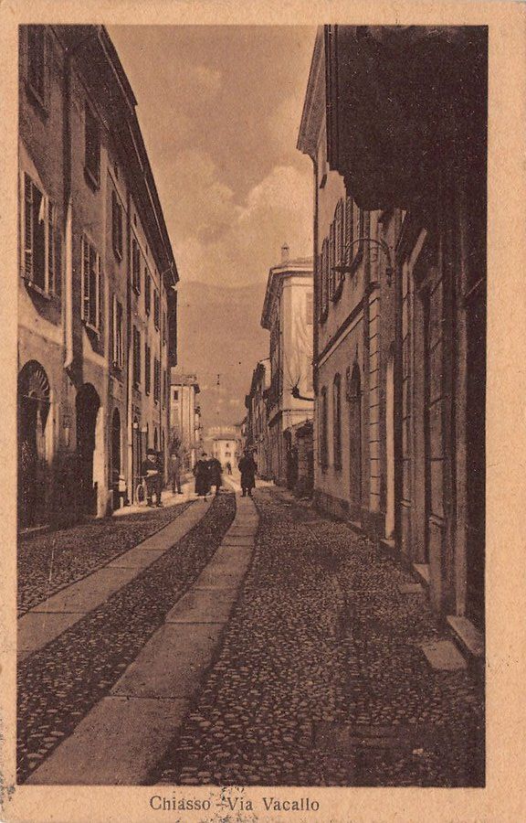 Cartoline postali: Chiasso, Via Vacallo, circolata 1919 – Usato da Frauenfeld venduto da POML