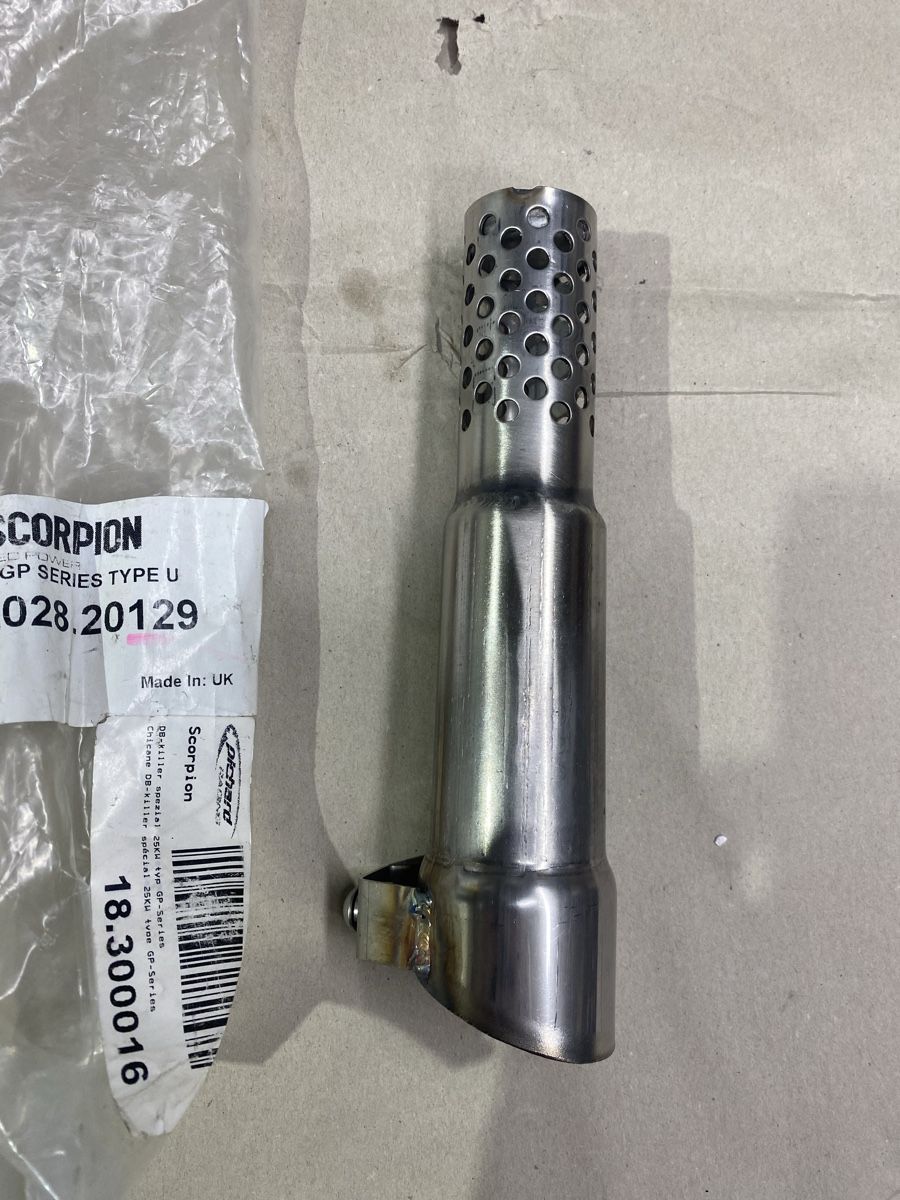Sistemi di scarico: Chicane pour échappement Scorpion GP series – Nuovo e nell'imballaggio originale da Romanel-s-Lausanne venduto da rico_mat 2