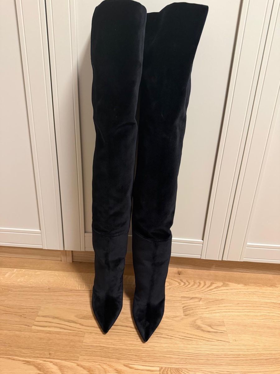 Saint Laurent Damenschuhe: Saint Laurent boots – Neu (gemäss Beschreibung) aus Zug von Fashionaddicted.- 2