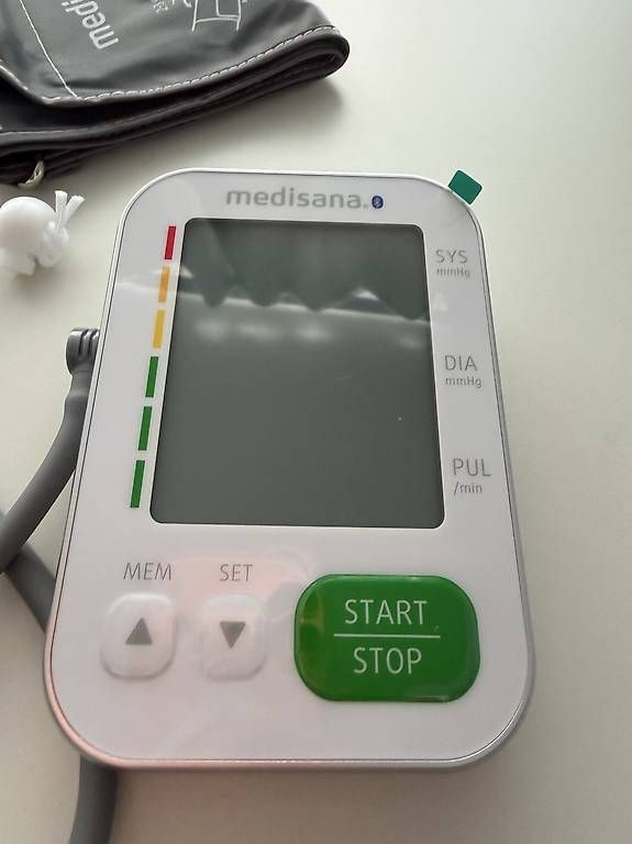 Medisana Attrezzature mediche: Misuratore pressione Medisana BU570 – Usato da Cadenazzo venduto da filipporosini