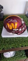 Jayden Daniels signierter Mini Helm, Washington Commanders