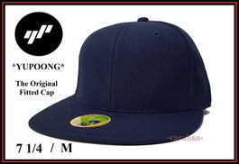 Original YUPOONG Fitted Cap / Dunkelblau / Gr. M