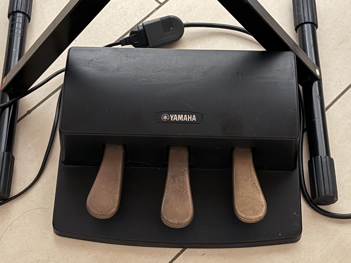 Yamaha Instruments de musique: Yamaha PF-500 – D'occasion à Camorino par CamperCommunity 5