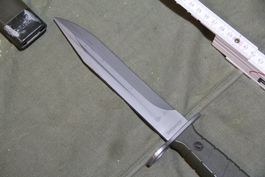 Bajonett 90, Victorinox, ohne Nummer, zu StgW 90
