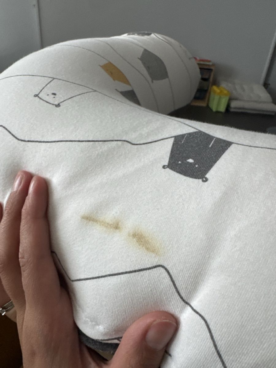 Doomoo Cuscini: DooMoo Nursing Pillow with Bears Print Used – Usato da Zürich venduto da ivn_pr75 2