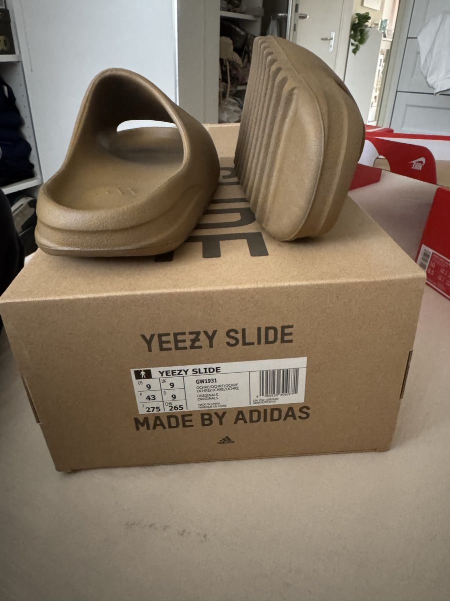 Adidas Scarpe da uomo: Yeezy Slide - 43eu – Nuovo e nell'imballaggio originale da Carouge GE venduto da Brown66 1
