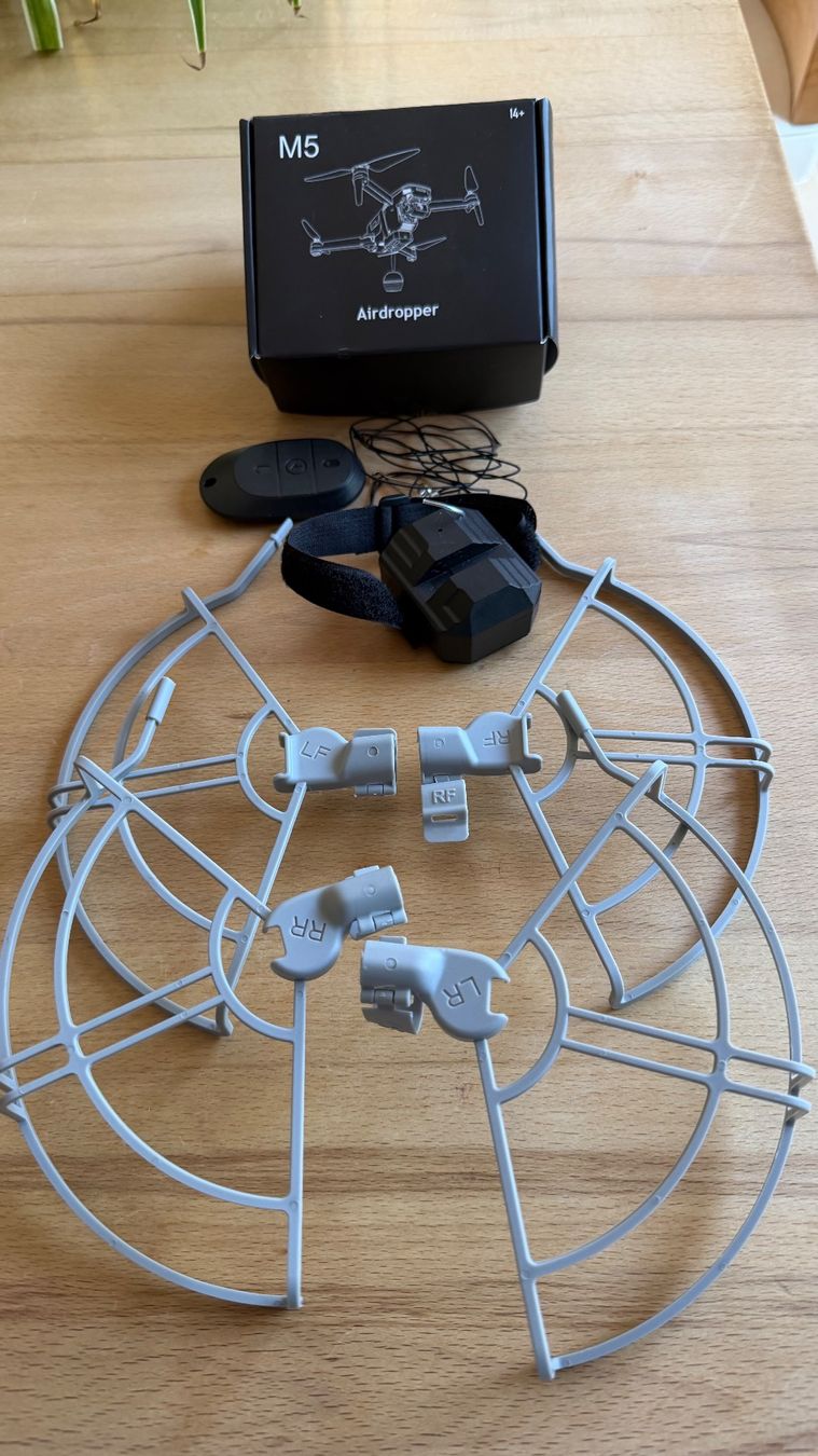DJI RC Modellbau: DJI mini 4 pro fly more combo – Gebraucht aus La Rippe von fluisier 4