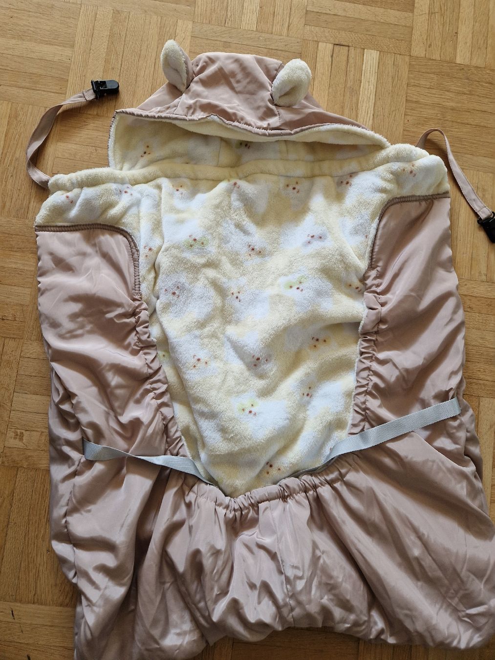 Marsupi portabebè: Baby Tragecover (Deckung).Warm. Top Zustand – Usato da Herrenschwanden venduto da kira7557 1