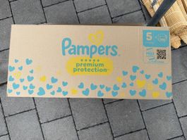 Pampers Premium Protection Grösse 5 Windeln Monatsbox