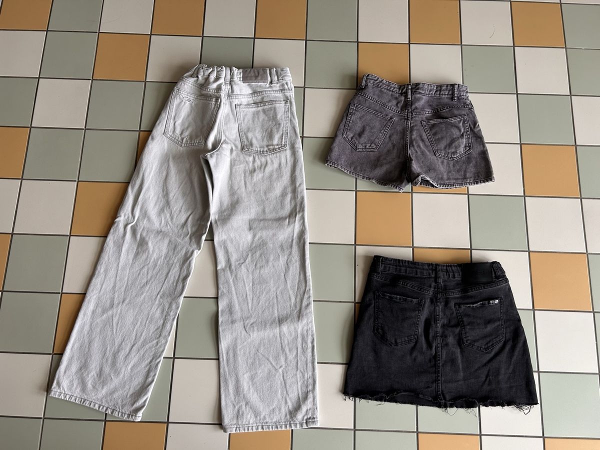 Lotti & Set di vestiti: Tolles Kleiderpaket ca. Gr. 146/152 – Usato da Zürich venduto da Diekosaken 2