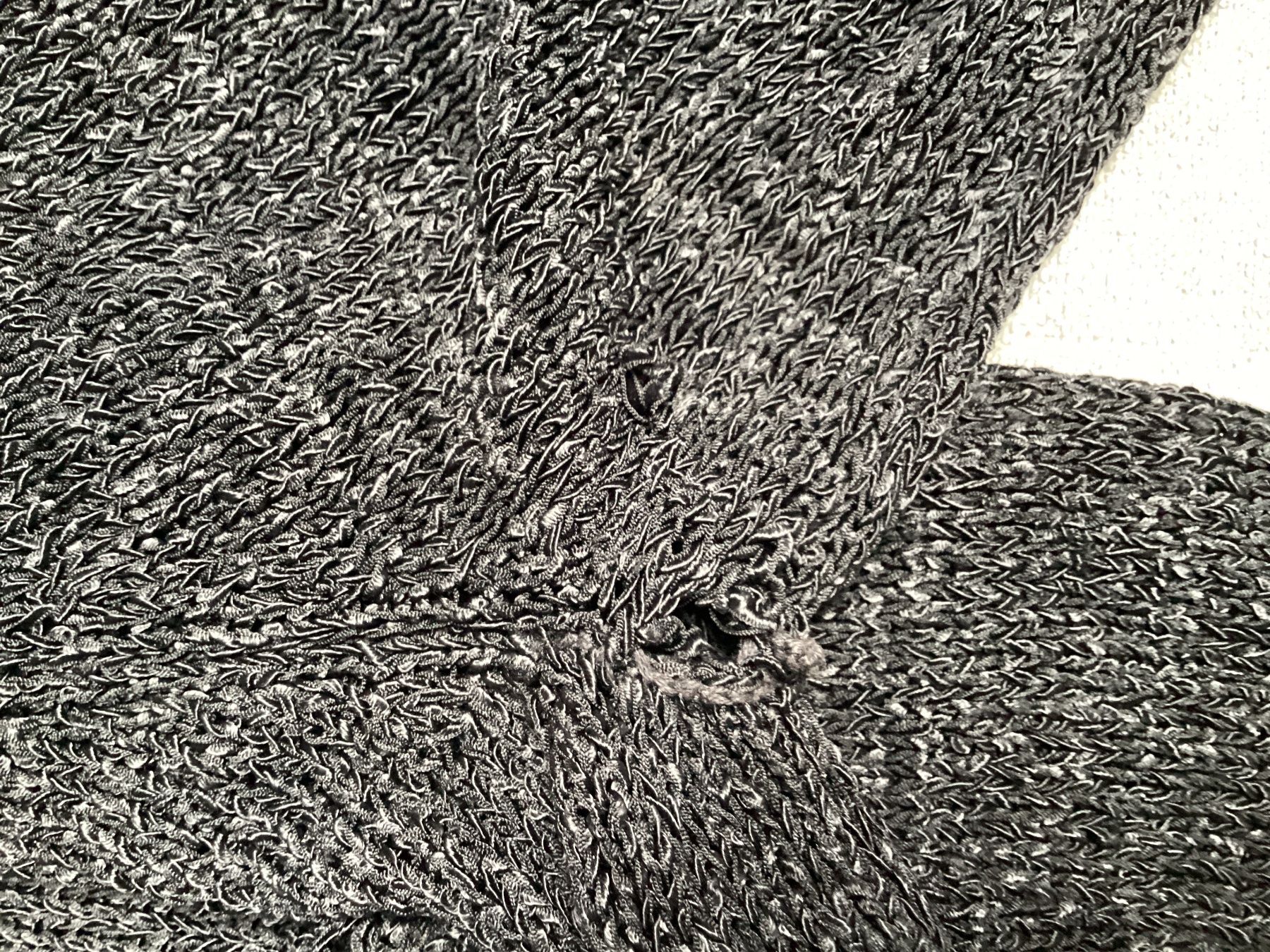 Maglioni & Felpe: Modena Damen Strick Pullover schwarz Grösse L V-Ausschnitt – Usato da Homberg b. Thun venduto da Homata 5