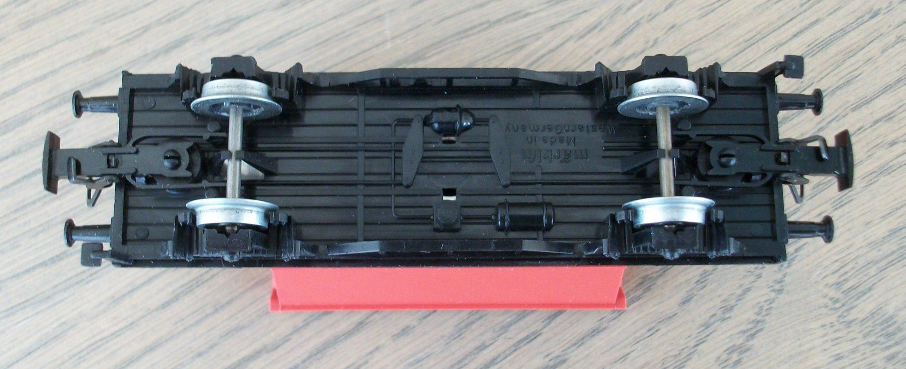 Märklin Modellini di ferrovie: Kippwagen mit roter Lore – Usato da St. Moritz venduto da Manu7500 4