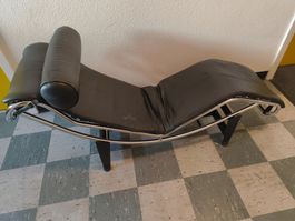 Vintage Le Corbusier Liege LC4 Replica schwarz Leder